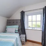 Chestnut Barn * Уитби
